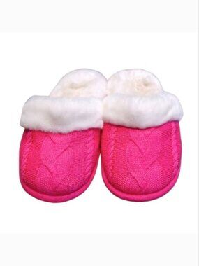 Victoria's Secret Cozy Cable Knit Slipper- Sz. Med